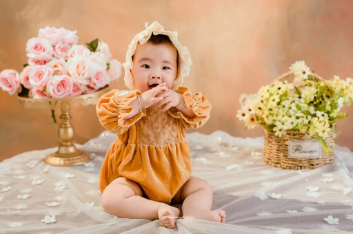 敦煌宝宝睡不踏实哼唧扭动